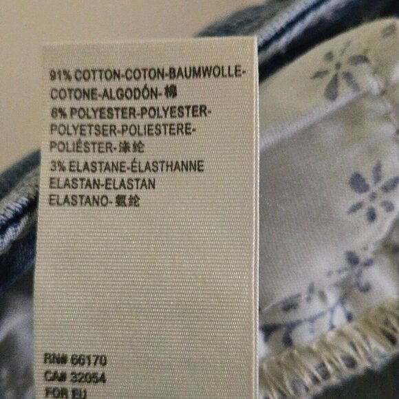 Free People We The Free Crvy Vintage High Rise Shorts Mid Wash Denim Cotton Blen - Picture 9 of 9